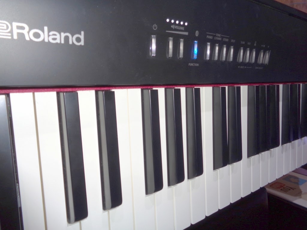 Roland FP-30 REVIEW | Digital Piano | 2015 model - Discontinued